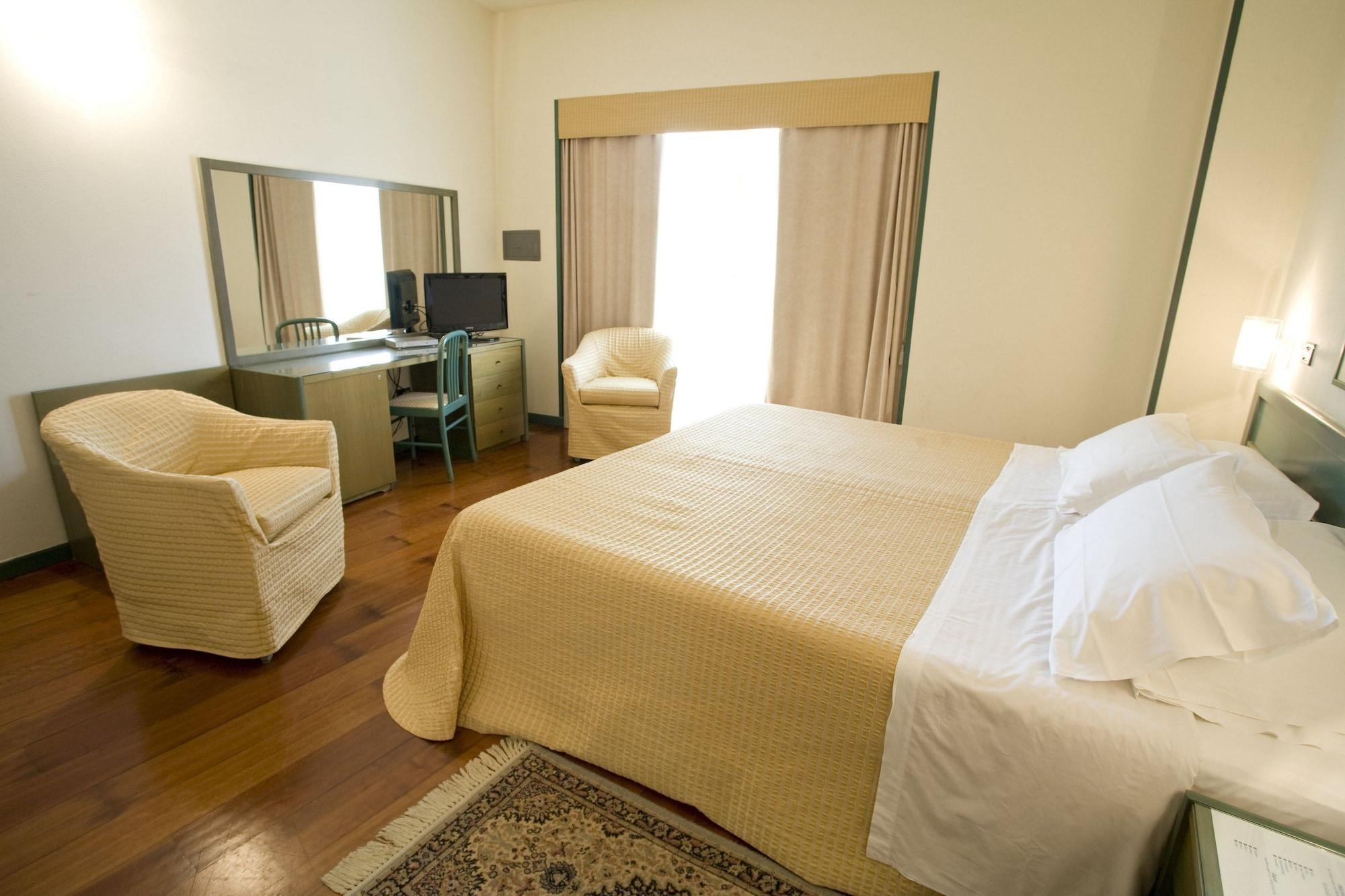 Hotel Le Palme - Premier Resort 밀라노마리티마 외부 사진
